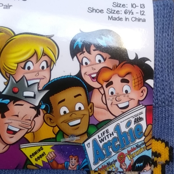 Adult Archie Characters socks - Picture 2 of 2
